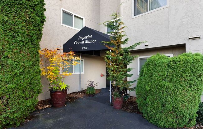 Imperial Crown Manor