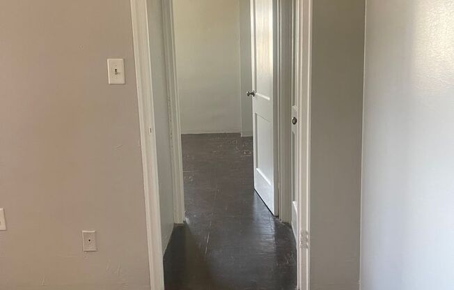 1 bed, 1 bath, 365 sqft, $950, Unit 10A