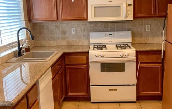 2 beds, 2 baths, $2,350