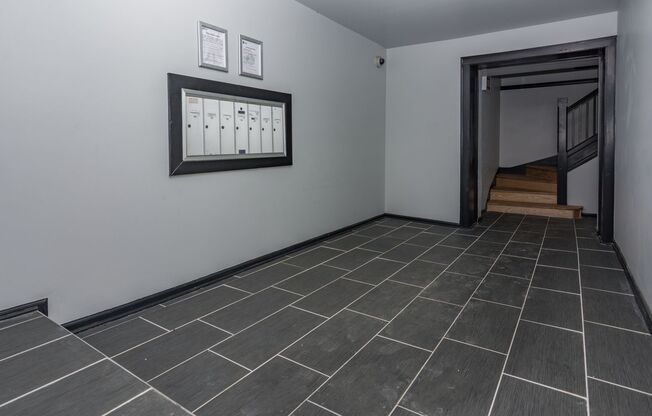 1131 E 79th Pl