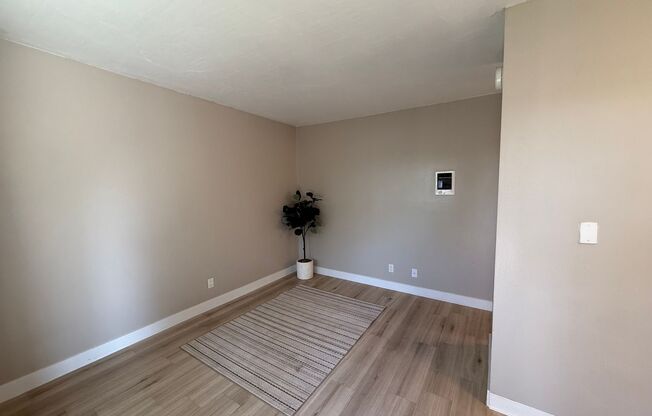 1 bed, 1 bath, 436 sqft, $1,895, Unit 32
