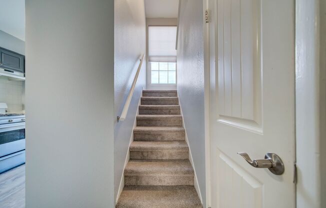 3525 REBECCA LN