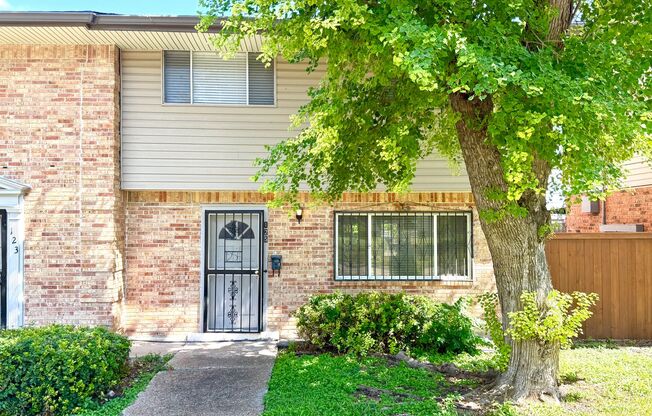 125 E SILVER SANDS DR
