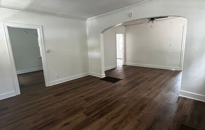 2 beds, 1 bath, $4,500