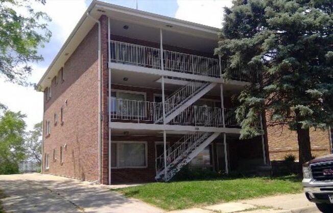 3255 S 12th