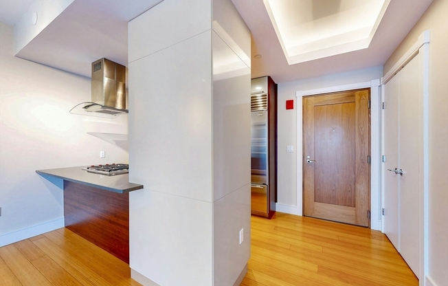 2 beds, 2 baths, 1,318 sqft, $6,400, Unit U2203