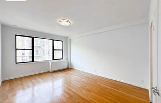 67 E 3 ST