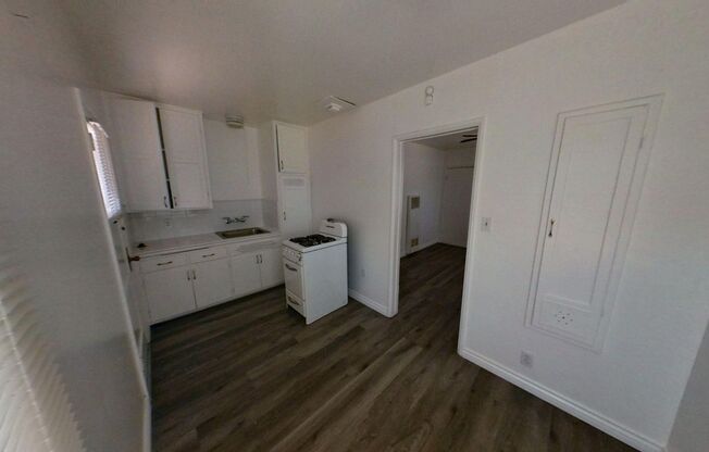 1 Bedroom, 1 Bath unit in Colton!