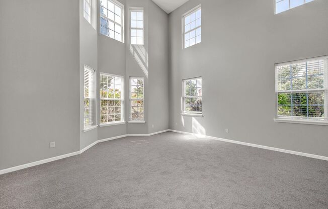 Stunning 6 Bed 3.5 Bath Home in Davidson!