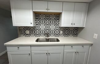Updated 1 Bed 1 Bath with Laundry in unit.