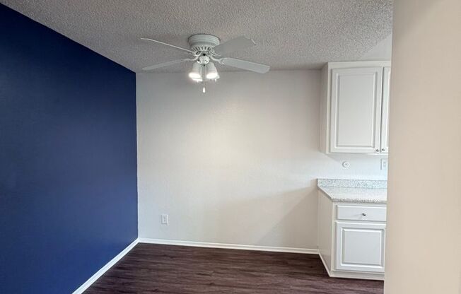 2 beds, 1 bath, 890 sqft, $2,590, Unit 304