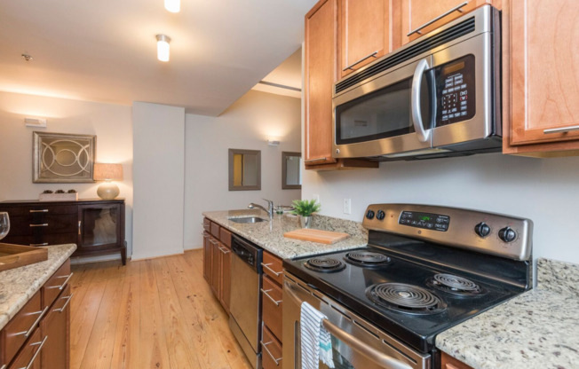 1 bed, 1 bath, 812 sqft, $1,995, Unit #303