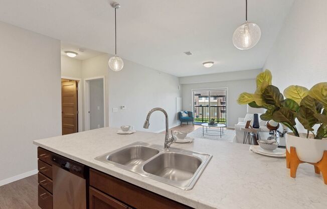 1 bed, 1 bath, 726 sqft, $995, Unit 210