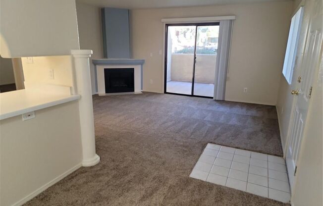 2 beds, 2 baths, $1,100, Unit # 647