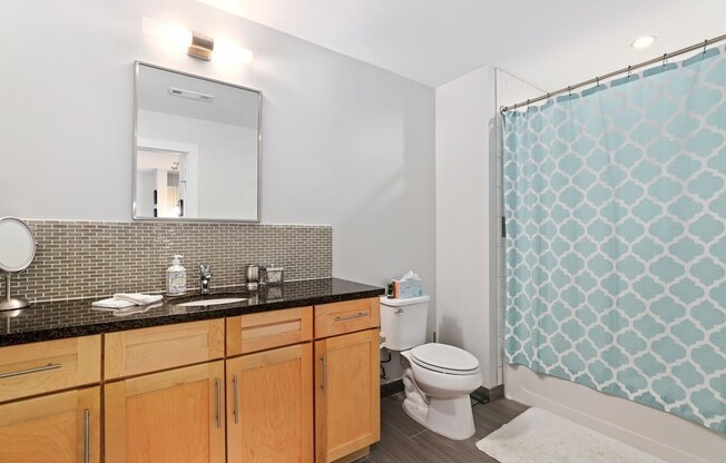 2 beds, 2 baths, 995 sqft, $4,100, Unit 302