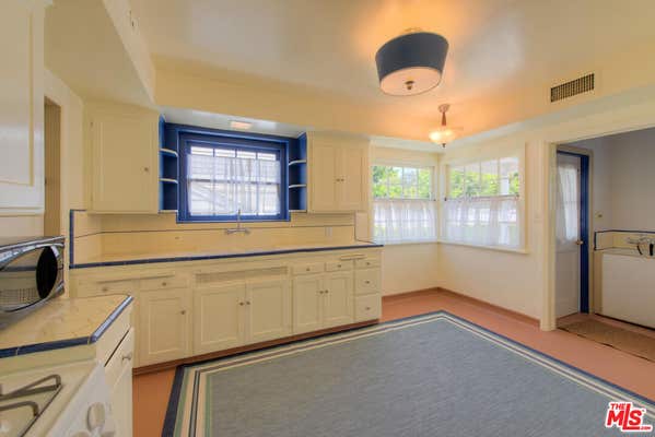4154 MARY ELLEN AVE