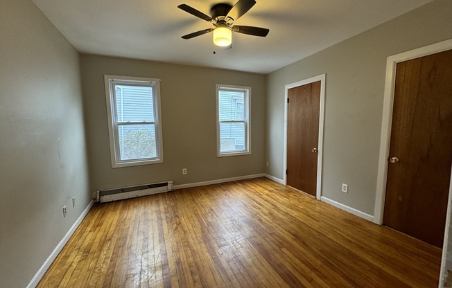 3 beds, 1 bath, 1,500 sqft, $2,000, Unit 1