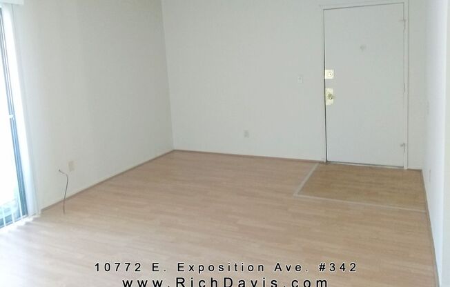 * 2 bed, 1 bath, Cherry Creek schools, Great location off Havana and Exposition with washer/dryer in complex