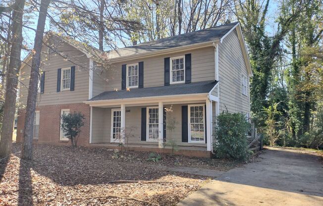 Beautiful Duplex Home Located in the Stonehaven Community!