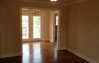 4245 SW 9