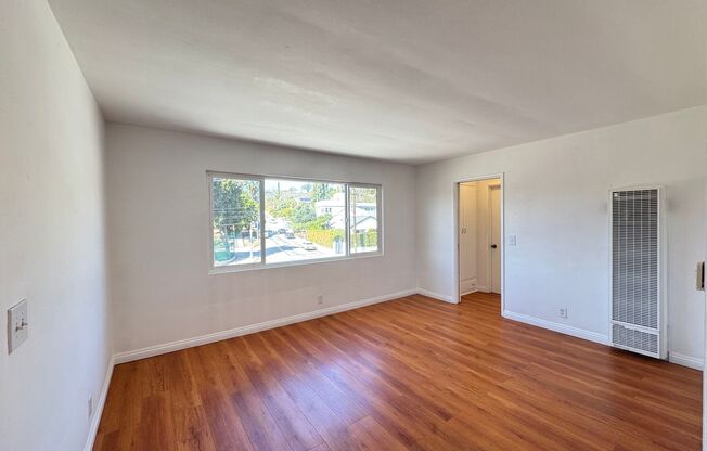Beautifully Remodeled Apartment in Hyperion Ave., LA