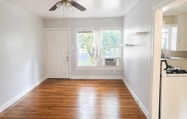 Charming Travis Heights Home Near South Congress