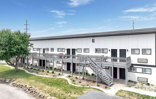 Brookhaven Apartments
