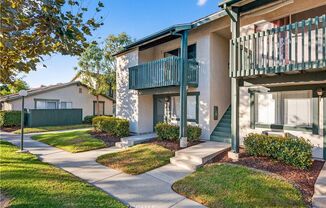 1 Bed + 1 Bath Condo with 1 Carport