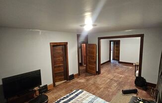 1372 Merryman St 4 Unit