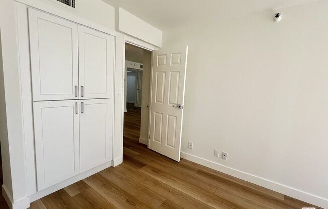 1 bed, 1.5 baths, 1,207 sqft, $4,195, Unit 506