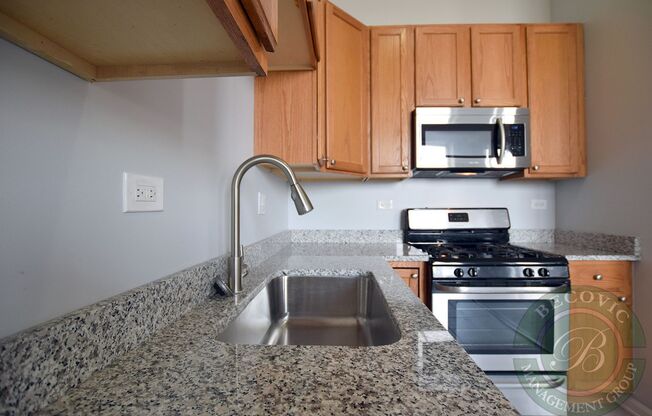 1 bed, 1 bath, 705 sqft, $2,100, Unit 208