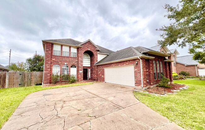 Spacious Home with Pool in Sugar Land, TX