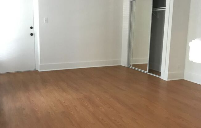 1 bed, 1 bath, $1,925, Unit 119#542-1