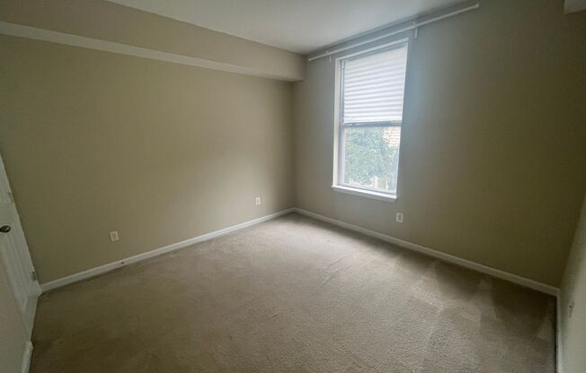 2 beds, 2 baths, 1,090 sqft, $1,775, Unit 201