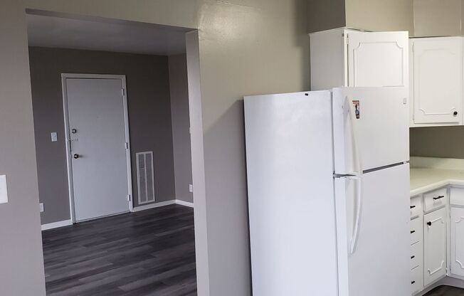 1 bed, 1 bath, $695