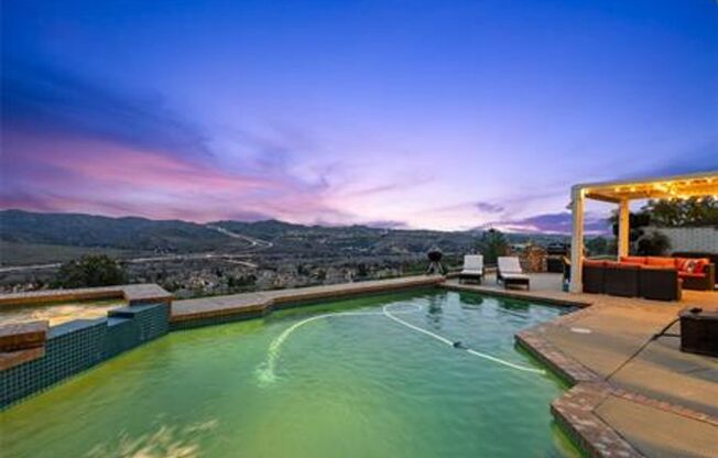 Panoramic views beautiul home located in the hills of Yorba Linda available For Lease