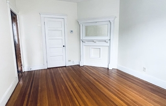 2 beds, 1 bath, 1,100 sqft, $2,800, Unit 2