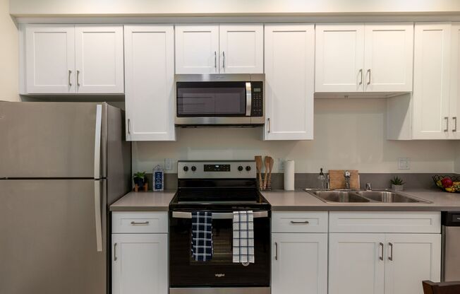 1 bed, 1 bath, 590 sqft, $2,245, Unit 317