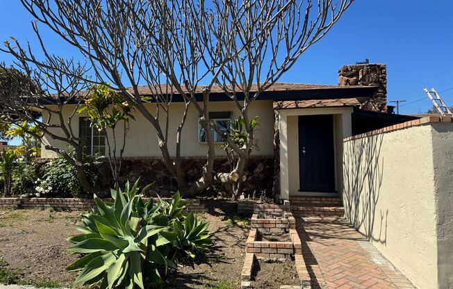 3bd 2ba + Office Space