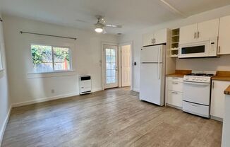 1 bed, 1 bath, 400 sqft, $2,095, Unit 1129 26th St