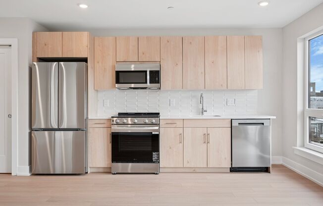 2 beds, 2 baths, 799 sqft, $2,325, Unit Unit 523