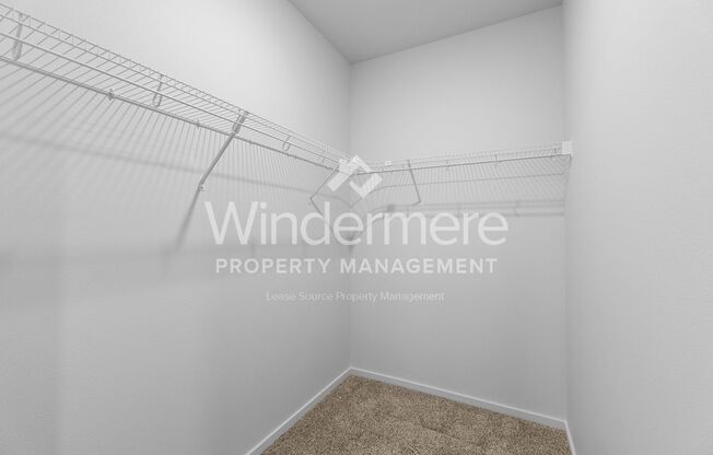 3543 S Keller