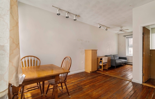 99 PRINCE ST