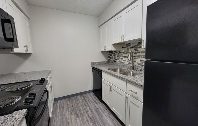 1 bed, 1 bath, 750 sqft, $999, Unit 126302