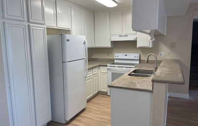 Warm Springs 3 bedroom Condo now available, perfect for commuter, seconds from BART!