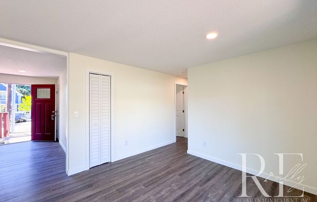 Newly Renovated Charmer in the Heart of Manette – Fenced Yard + Skylit Kitchen