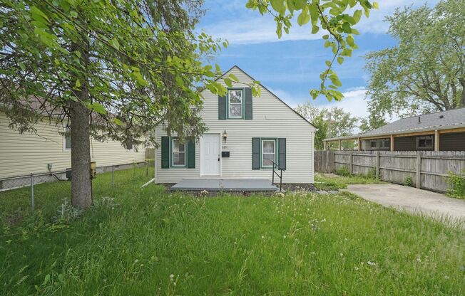 Spacious 4 Bedroom Single Family Home – Fenced Yard & Large Deck!