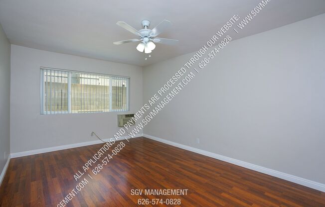 2 beds, 1 bath, 961 sqft, $2,100, Unit 13