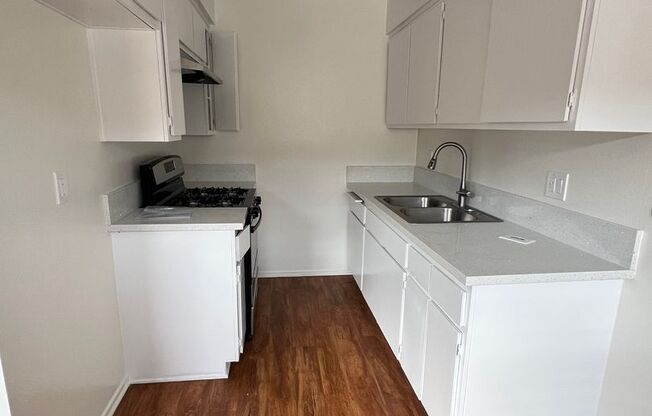 1 bed, 1 bath, 540 sqft, $1,645, Unit 61