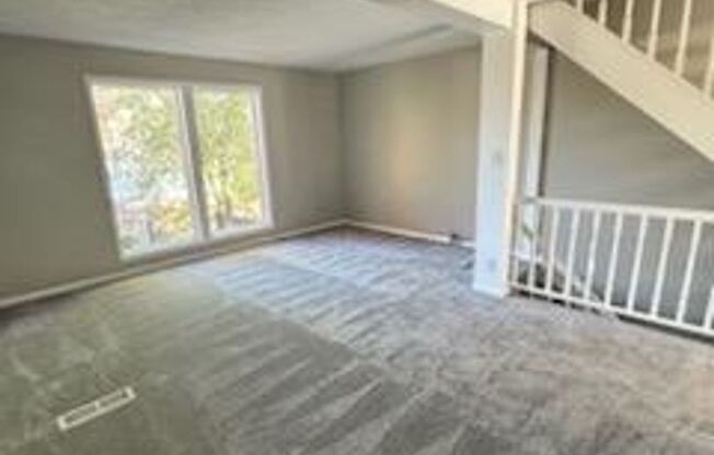 2 beds, 1.5 baths, $1,300